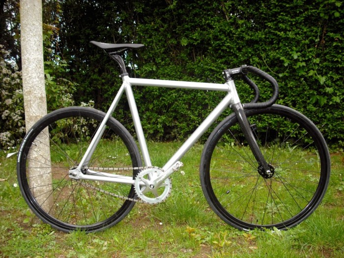 OSTRE KOŁO / SZOSA Foto